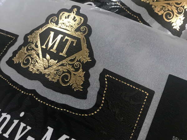 洋蔥紅酒不干膠